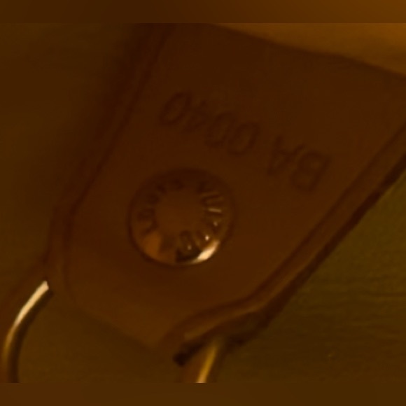 Louis Vuitton Hand Bag Tompkins Square YELLOW VERNIS - Picture 11 of 16